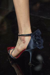 armani-prive-hc-clp-rs19-1942.thumb.jpg.e8710af4b21903f23e102849bd5ec659.jpg