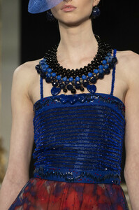 armani-prive-hc-clp-rs19-2279.thumb.jpg.9b194aa4f0ee659bf0b46701a51432c9.jpg