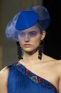 armani-prive-hc-clp-rs19-2315.thumb.jpg.81318337fa3eb95f712371b6c9062d4c.jpg