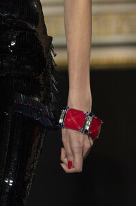 armani-prive-hc-clp-rs19-2412.thumb.jpg.7f527b6dcbe27d25570c46e5f6b1cc9d.jpg