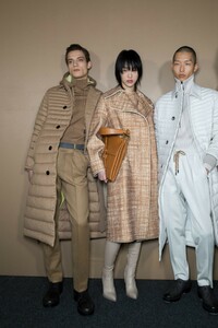 backstage-defile-boss-automne-hiver-2019-2020-new-york-coulisses-88.thumb.jpg.9464ce4110a0b0c8916b466bf85a311a.jpg