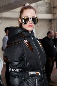 backstage-defile-byblos-automne-hiver-2019-2020-milan-coulisses-42.thumb.jpg.516b8bcb484a70c36f9f6485357d51f5.jpg