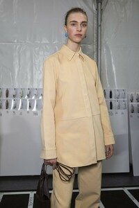 backstage-defile-jil-sander-automne-hiver-2019-2020-milan-coulisses-18.thumb.jpg.395043b8ae8d077232613d3314fd8857.jpg