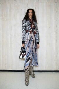 backstage-defile-longchamp-automne-hiver-2019-2020-new-york-coulisses-22.thumb.jpg.153ae5406e78047825456bfcd300e68e.jpg