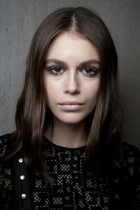 backstage-defile-longchamp-automne-hiver-2019-2020-new-york-coulisses-92.thumb.jpg.39fd0d57b87c8b517d5d360d97d958b7.jpg