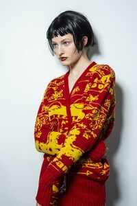 backstage-defile-matty-bovan-automne-hiver-2019-2020-londres-coulisses-83.thumb.jpg.2305fdef03dfd7e5eafdb2dbc81e8883.jpg