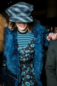 backstage-defile-michael-kors-automne-hiver-2019-2020-new-york-coulisses-112.thumb.jpg.5e7d2a26ae74c9cd82bb78005b85416e.jpg