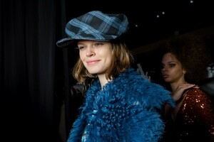 backstage-defile-michael-kors-automne-hiver-2019-2020-new-york-coulisses-115.thumb.jpg.fd34e145425da736fa77023ceccceb6e.jpg