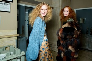 backstage-defile-michael-kors-automne-hiver-2019-2020-new-york-coulisses-134.thumb.jpg.45c163964c232f43629c7b7b53fa9626.jpg