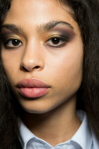 backstage-defile-michael-kors-automne-hiver-2019-2020-new-york-coulisses-160.thumb.jpg.a06d36e647c6a9cedd4bd8896be72eb9.jpg