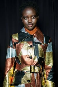 backstage-defile-michael-kors-automne-hiver-2019-2020-new-york-coulisses-84.thumb.jpg.01c47df120313355ca670d3eb88e57cc.jpg