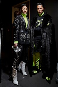 backstage-defile-philipp-plein-automne-hiver-2019-2020-new-york-coulisses-67.thumb.jpg.7dc2802674847277ac4af505b413e197.jpg