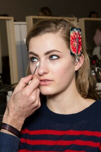 backstage-defile-philosophy-di-lorenzo-serafini-automne-hiver-2019-2020-milan-coulisses-51.thumb.jpg.641484eea16650f1f110db8cc6f99152.jpg