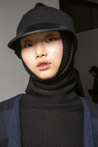 backstage-defile-pringle-of-scotland-automne-hiver-2019-2020-londres-coulisses-55.thumb.jpg.ab0baeb110faf75b203c5b6d785f4774.jpg