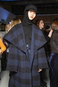 backstage-defile-pringle-of-scotland-automne-hiver-2019-2020-londres-coulisses-92.thumb.jpg.e08948ad17831eecf1d59841ccf64b41.jpg