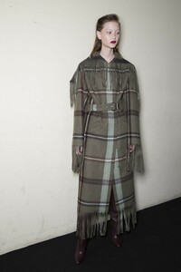 backstage-defile-salvatore-ferragamo-automne-hiver-2019-2020-milan-coulisses-114.thumb.jpg.b39328099841dc9045bf8267f7e7ecc8.jpg