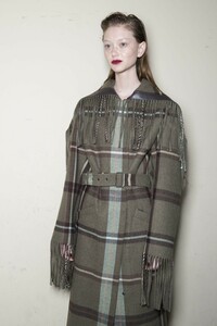 backstage-defile-salvatore-ferragamo-automne-hiver-2019-2020-milan-coulisses-115.thumb.jpg.c90055ba7f3cbc01d256d5e111312138.jpg