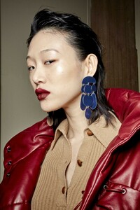 backstage-defile-salvatore-ferragamo-automne-hiver-2019-2020-milan-coulisses-41.thumb.jpg.27daefd1660db57eb4781955a30133f0.jpg