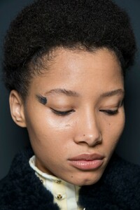 backstage-defile-sportmax-automne-hiver-2019-2020-milan-coulisses-58.thumb.jpg.5b9144c3ac5bc287e4bdbe89adae8436.jpg