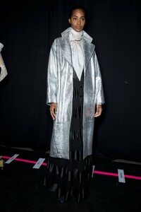 backstage-defile-zimmermann-automne-hiver-2019-2020-new-york-coulisses-78.thumb.jpg.4337117d1f63af9a63e829f8116f10f0.jpg