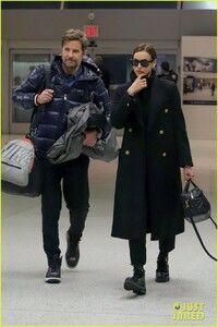 bradley-cooper-irina-shayk-airport-photos-08.jpg