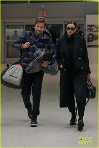 bradley-cooper-irina-shayk-airport-photos-11.jpg