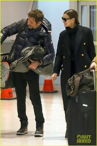 bradley-cooper-irina-shayk-airport-photos-18.jpg