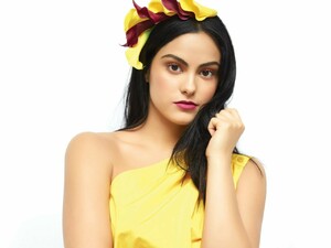 camila-mendes-jezebel-magazine-march-2019-issue-9.jpg