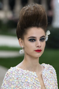 chanel-hc-clp-rs19-9470.thumb.jpg.c2f8b6121e2e7394e8be6a13eeac0559.jpg