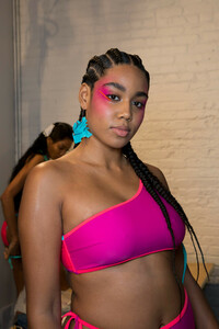 chromat-bks-m-rf19-8442.thumb.jpg.808457d01336991ddc61c3fa263fe276.jpg