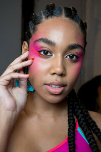 chromat-bks-m-rf19-8451.thumb.jpg.35030a21df5a0abd3fcf30189a90b814.jpg
