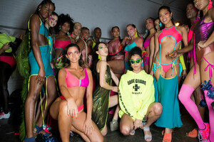 chromat-bks-m-rf19-9076.thumb.jpg.270073f5730bb9b80e19572ad01a907e.jpg