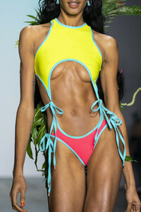 chromat-clp-rf19-0010.thumb.jpg.169fcf2dbf6c7435ba9b9da1073e86f1.jpg