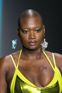 chromat-clp-rf19-0539.thumb.jpg.2d94326d3e7bd696aa24348d6f4b1071.jpg