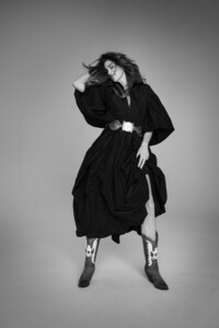 cindy-crawford-moda-2019-valentino-1550653894.thumb.jpg.1bbe2ef6b0d83148e46e443cee3073ae.jpg