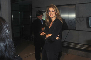 cindy_crawford_herve_leger_ws_1996_photo_guy_marineau_002.jpg