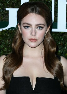 danielle-rose-russell-teen-vogue-s-2019-young-hollywood-party-4.thumb.jpg.04a508a2f8491d219bdce3f451e0b15c.jpg