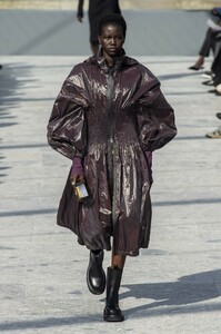 defile-bottega-veneta-automne-hiver-2019-2020-milan-look-38.thumb.jpg.e2c7683da3dad5e9edb28231ddb369a6.jpg