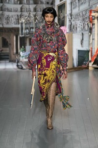 defile-matty-bovan-automne-hiver-2019-2020-londres-look-13.thumb.jpg.db309348e99da4a590a34f6cef16c2f5.jpg