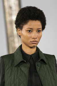 detail-defile-gabriela-hearst-automne-hiver-2019-2020-new-york-detail-12.thumb.jpg.a3852b56f04b5af352b8516cc88fff39.jpg