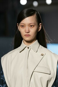 detail-defile-gabriele-colangelo-automne-hiver-2019-2020-milan-detail-30.thumb.jpg.9f7136402b267dfe4f1416589b9405ea.jpg