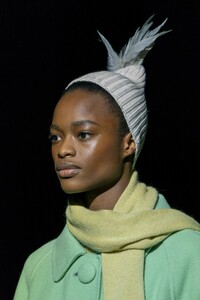 detail-defile-marc-jacobs-automne-hiver-2019-2020-new-york-detail-61.thumb.jpg.01165bdec624b1ccd6de19f5d00d8124.jpg