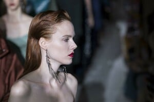 detail-defile-salvatore-ferragamo-automne-hiver-2019-2020-milan-detail-209.thumb.jpg.a95c6d0d95fd076ba70a2bc11df6398f.jpg