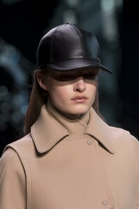 detail-defile-sportmax-automne-hiver-2019-2020-milan-detail-128.thumb.jpg.638e097e76f8e98e5b2e1c2dbe1fcaa7.jpg