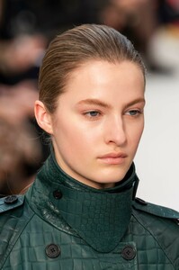 detail-defile-tod039s-automne-hiver-2019-2020-milan-detail-57.thumb.jpg.da206f3fa8358544a9d862b605bdf794.jpg