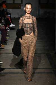 dion-lee-f19-rb-37(1).thumb.jpg.48cdf1d5910eaded5b7e046544755cae.jpg
