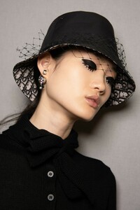 dior_0021.thumb.jpg.4949ecbe560c8d922fe2b4b9f1be75f1.jpg