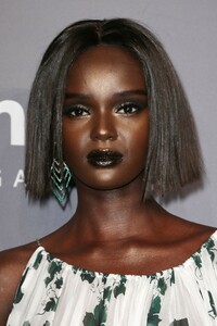 duckie-thot-2019-amfar-gala-in-new-york-2.thumb.jpg.2599a4226bb03745fb2450b884d23240.jpg