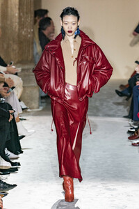 ferragamo-rf19-0173.thumb.jpg.def291c4cbcae8e6752fbba83c7bbefc.jpg