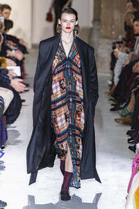 ferragamo-rf19-0564.thumb.jpg.6dee0adac72292a5c34ef557adbdbe9e.jpg